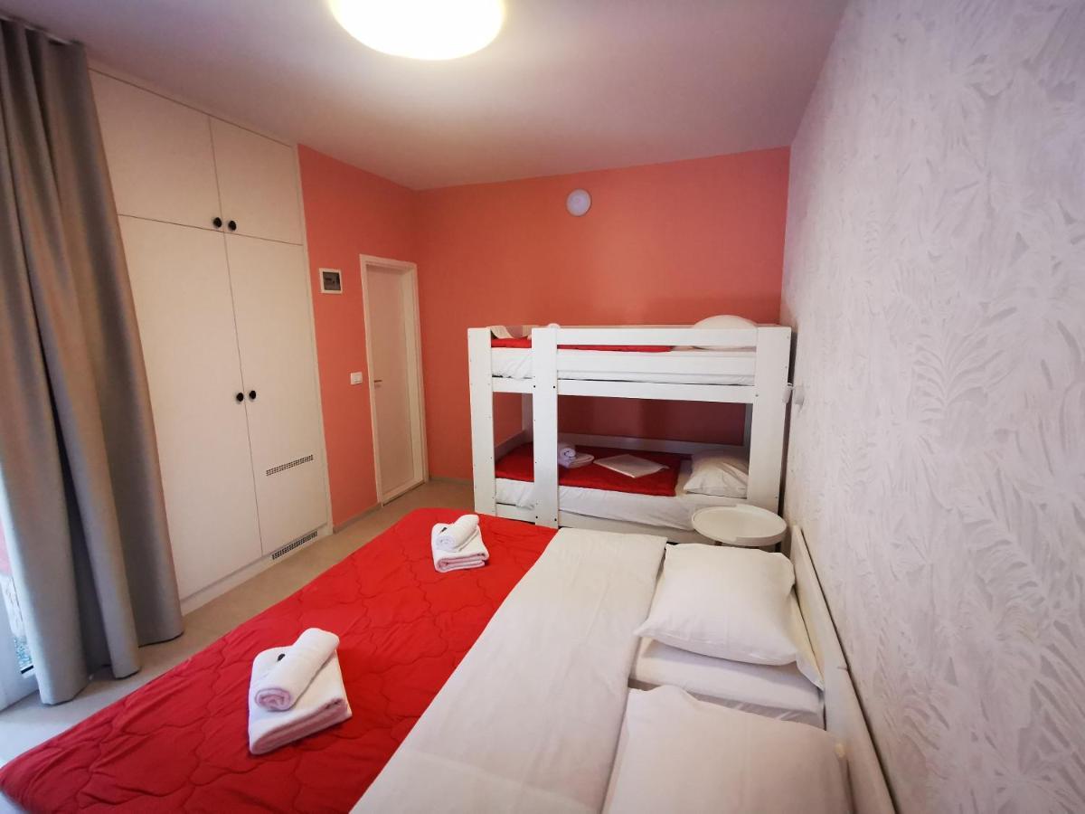 פיראן Morski Gaj Resort מראה חיצוני תמונה